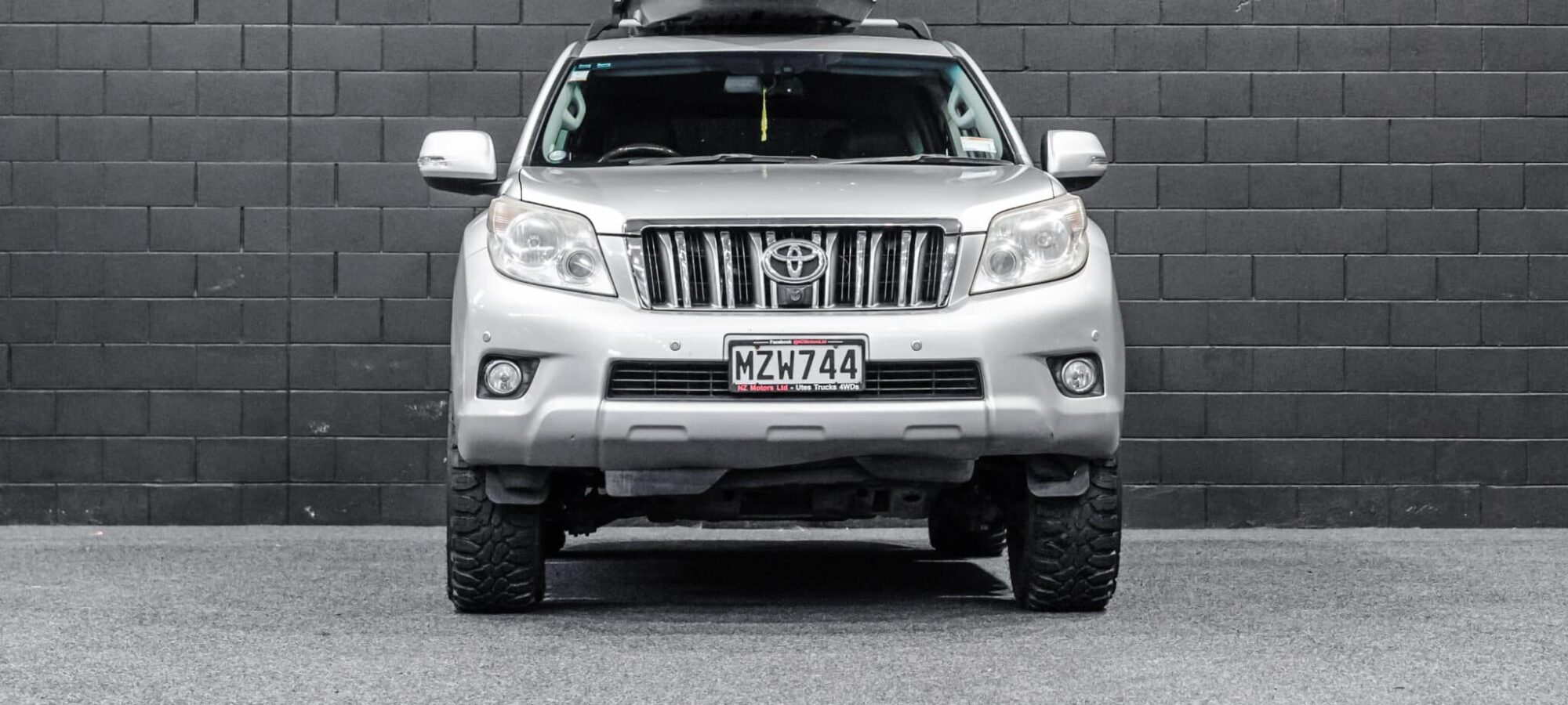 Vehicle Gallery Image