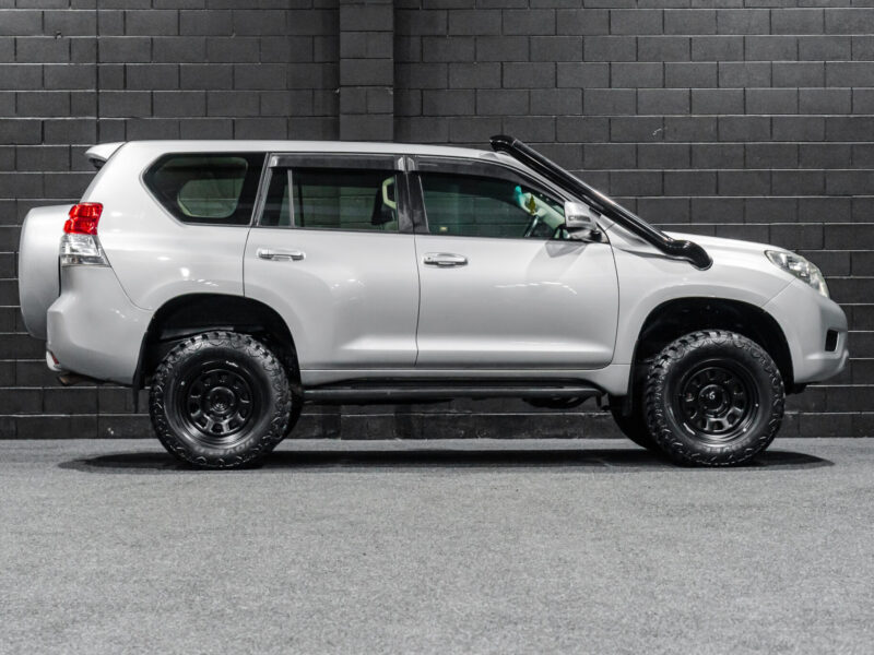 Vehicle Gallery Image