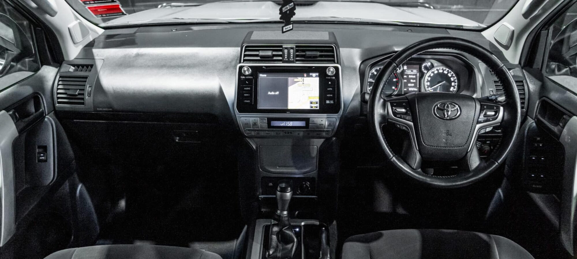Vehicle Gallery Image