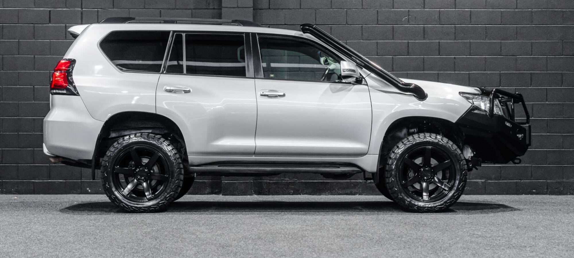 Vehicle Gallery Image