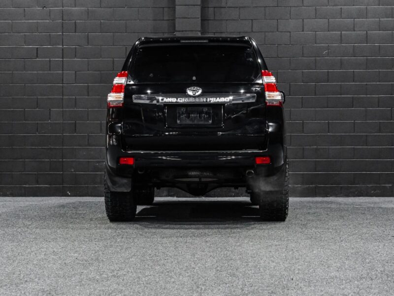 Vehicle Gallery Image