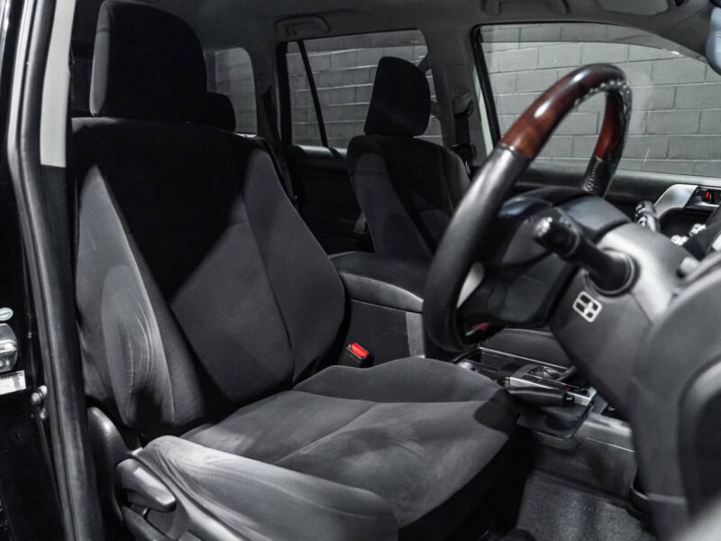 Vehicle Gallery Image
