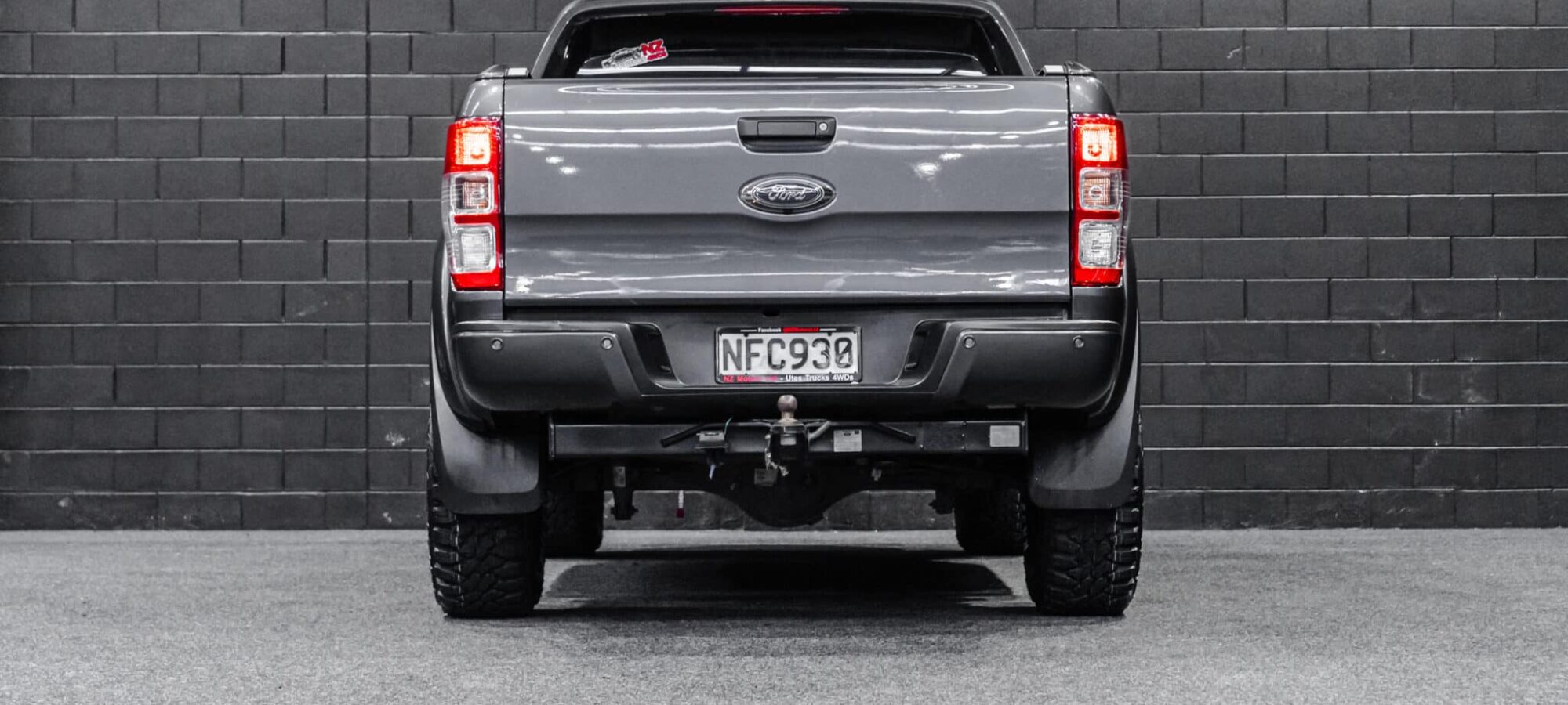 Vehicle Gallery Image