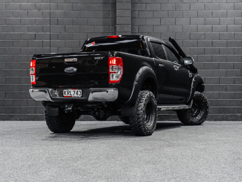 Vehicle Gallery Image
