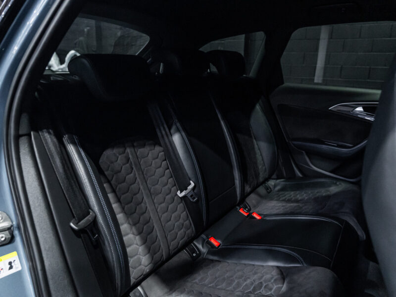 Vehicle Gallery Image