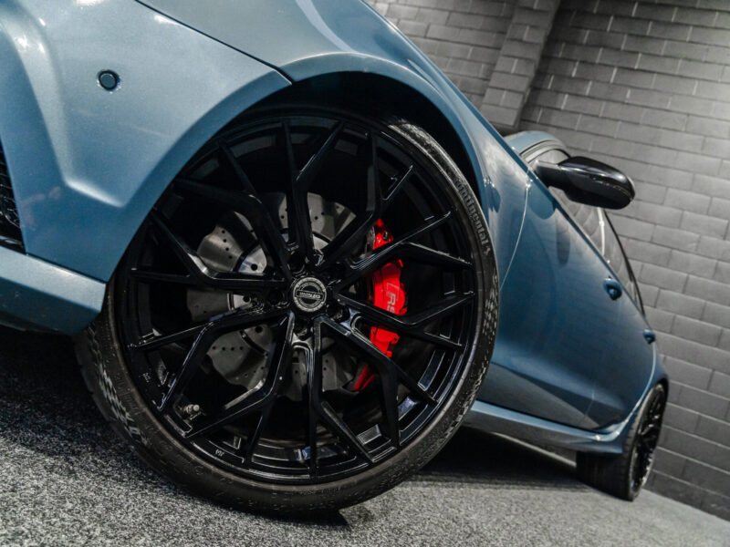 Vehicle Gallery Image
