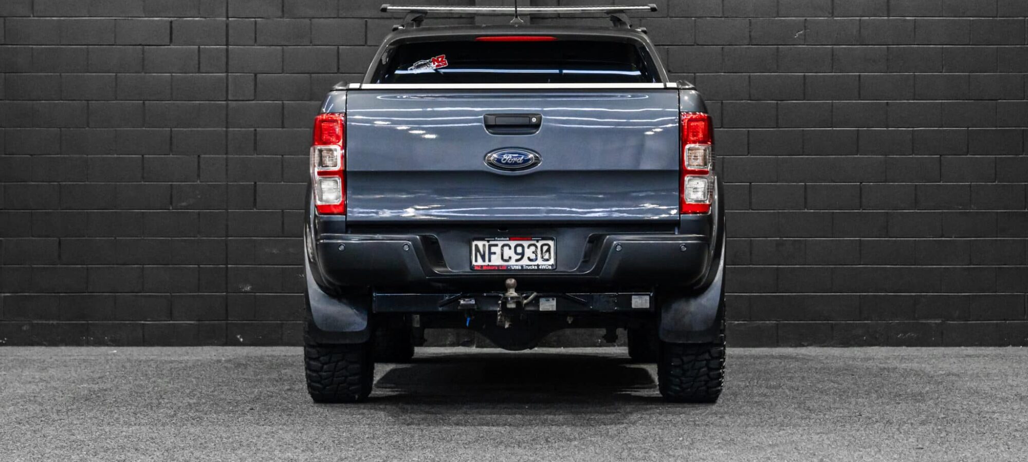 Vehicle Gallery Image