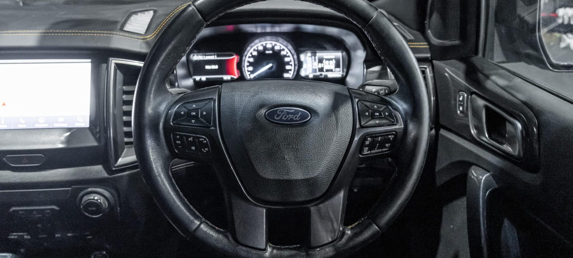 Vehicle Gallery Image