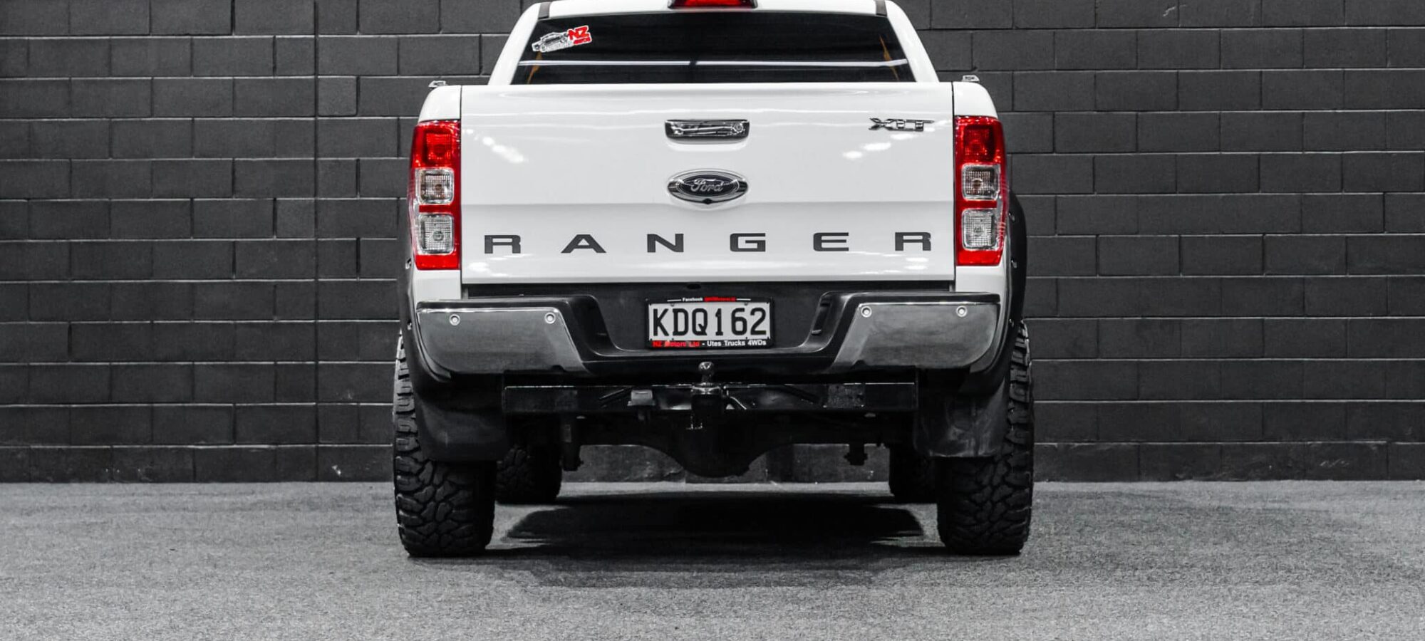 Vehicle Gallery Image