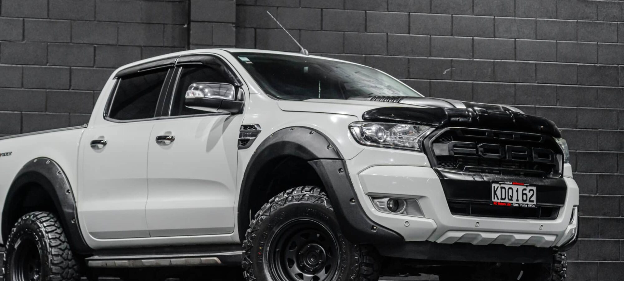 Vehicle Gallery Image