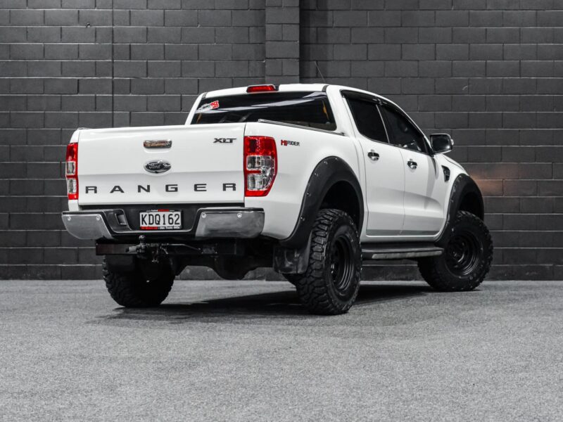 Vehicle Gallery Image