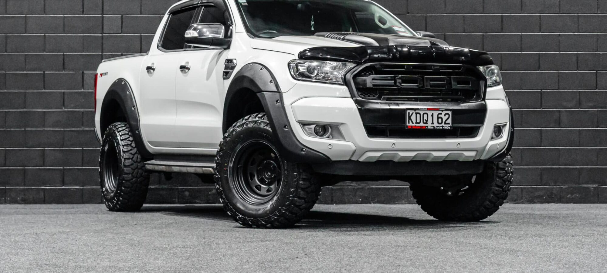 Vehicle Gallery Image