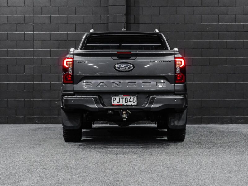 Vehicle Gallery Image