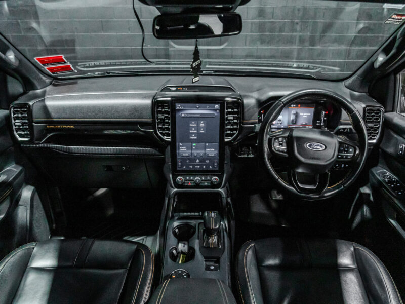 Vehicle Gallery Image
