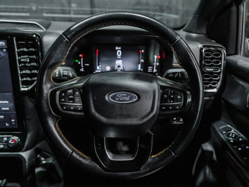 Vehicle Gallery Image