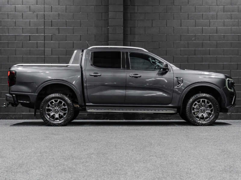 Vehicle Gallery Image