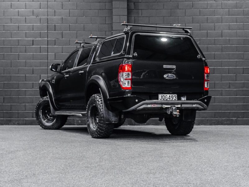 Vehicle Gallery Image