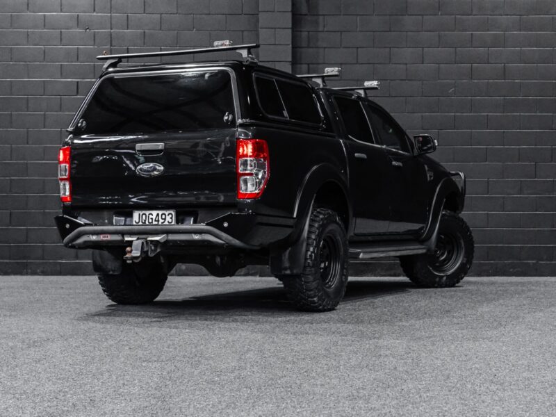 Vehicle Gallery Image