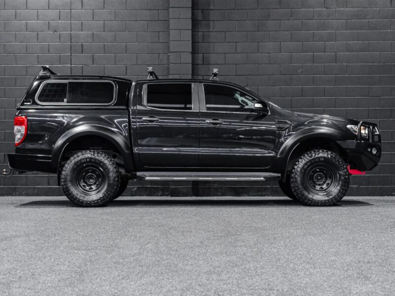 Vehicle Gallery Image