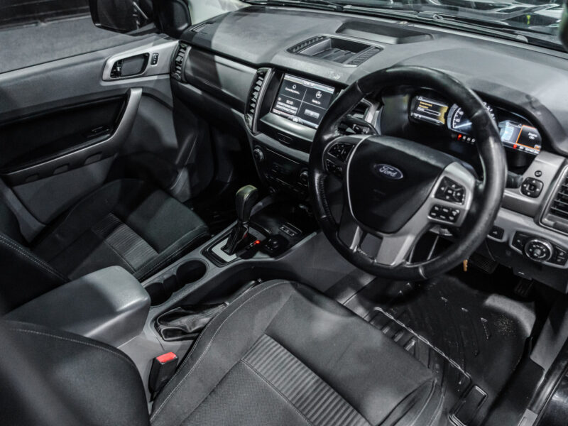 Vehicle Gallery Image