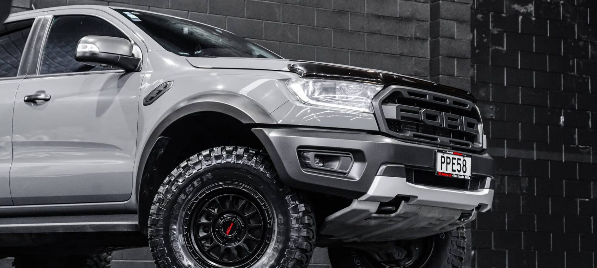 Vehicle Gallery Image