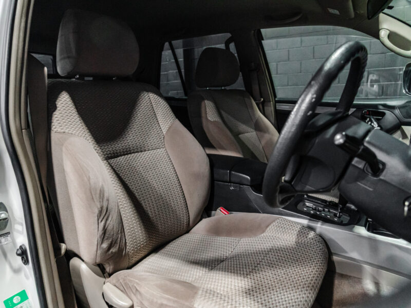 Vehicle Gallery Image