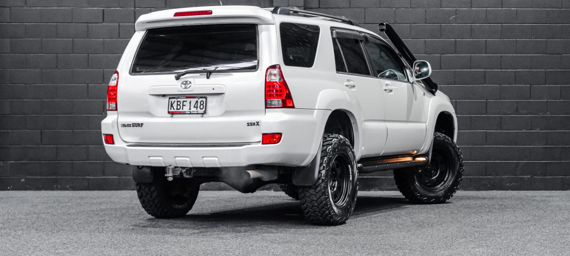 Vehicle Gallery Image