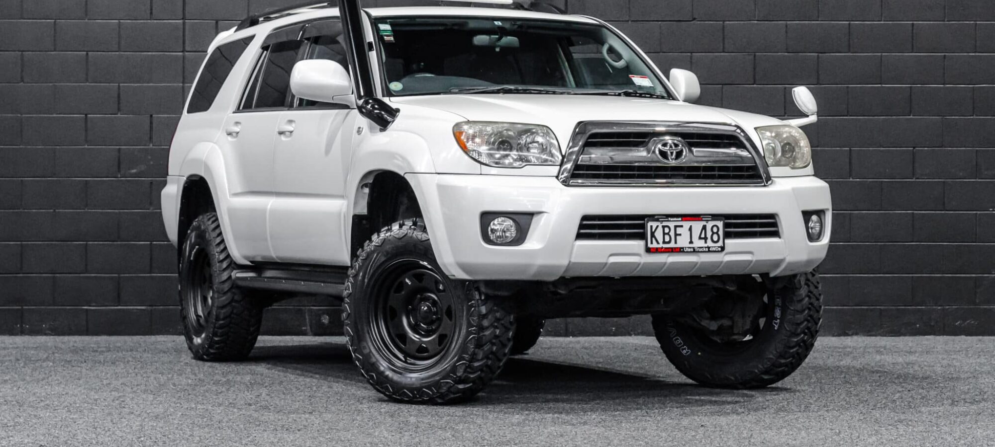 Vehicle Gallery Image