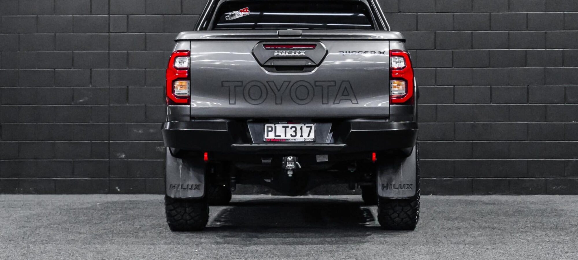 Vehicle Gallery Image
