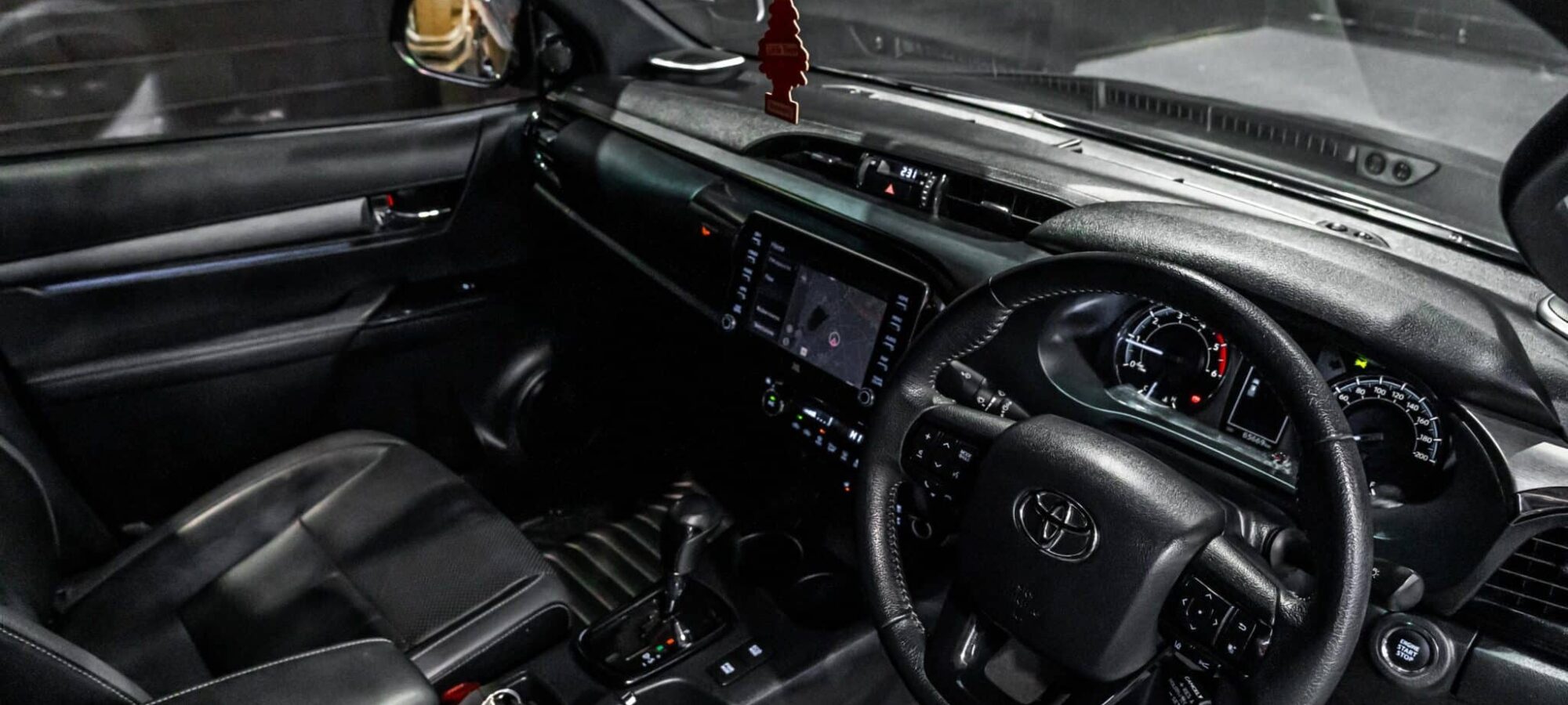 Vehicle Gallery Image