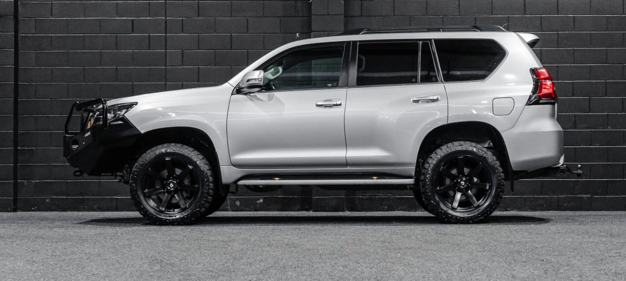 Vehicle Gallery Image