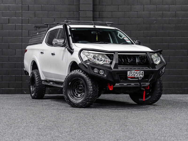 Vehicle Gallery Image