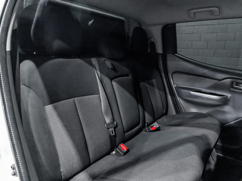 Vehicle Gallery Image