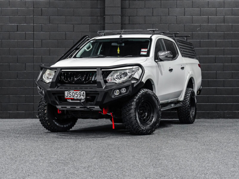 Vehicle Gallery Image