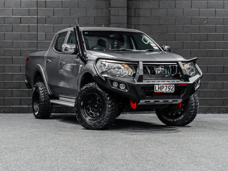 Vehicle Gallery Image