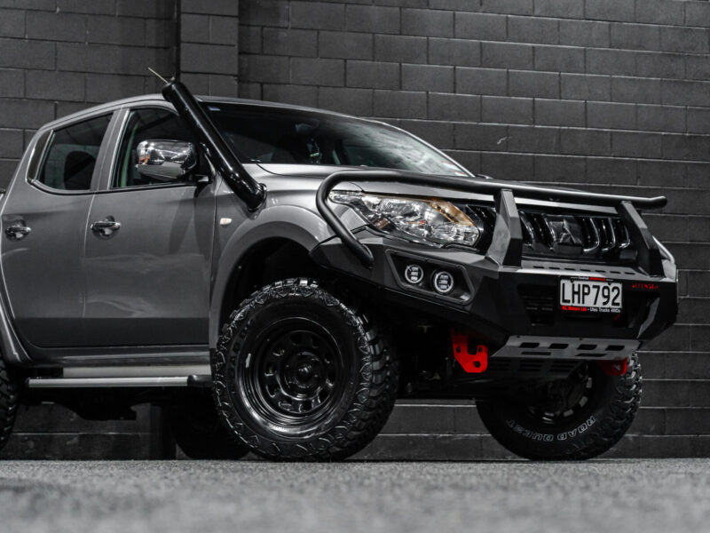 Vehicle Gallery Image