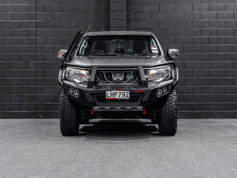 Vehicle Gallery Image