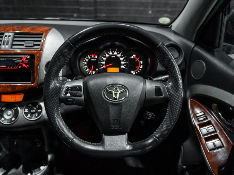Vehicle Gallery Image