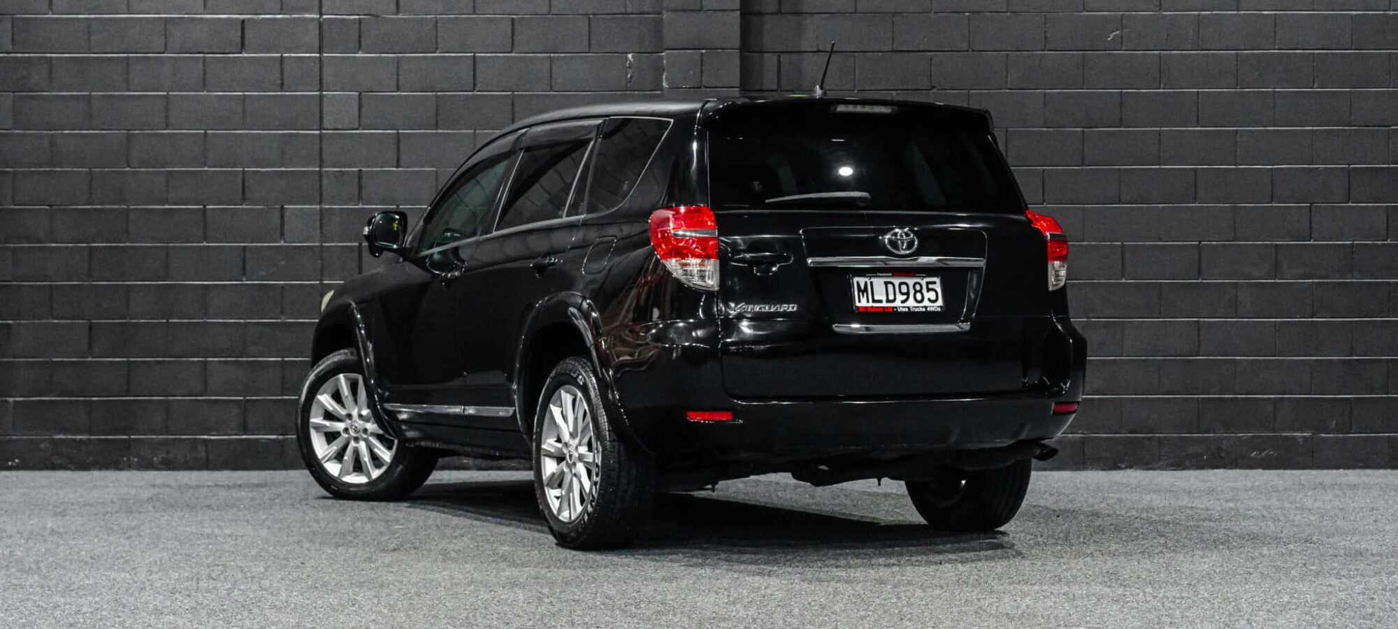 Vehicle Gallery Image