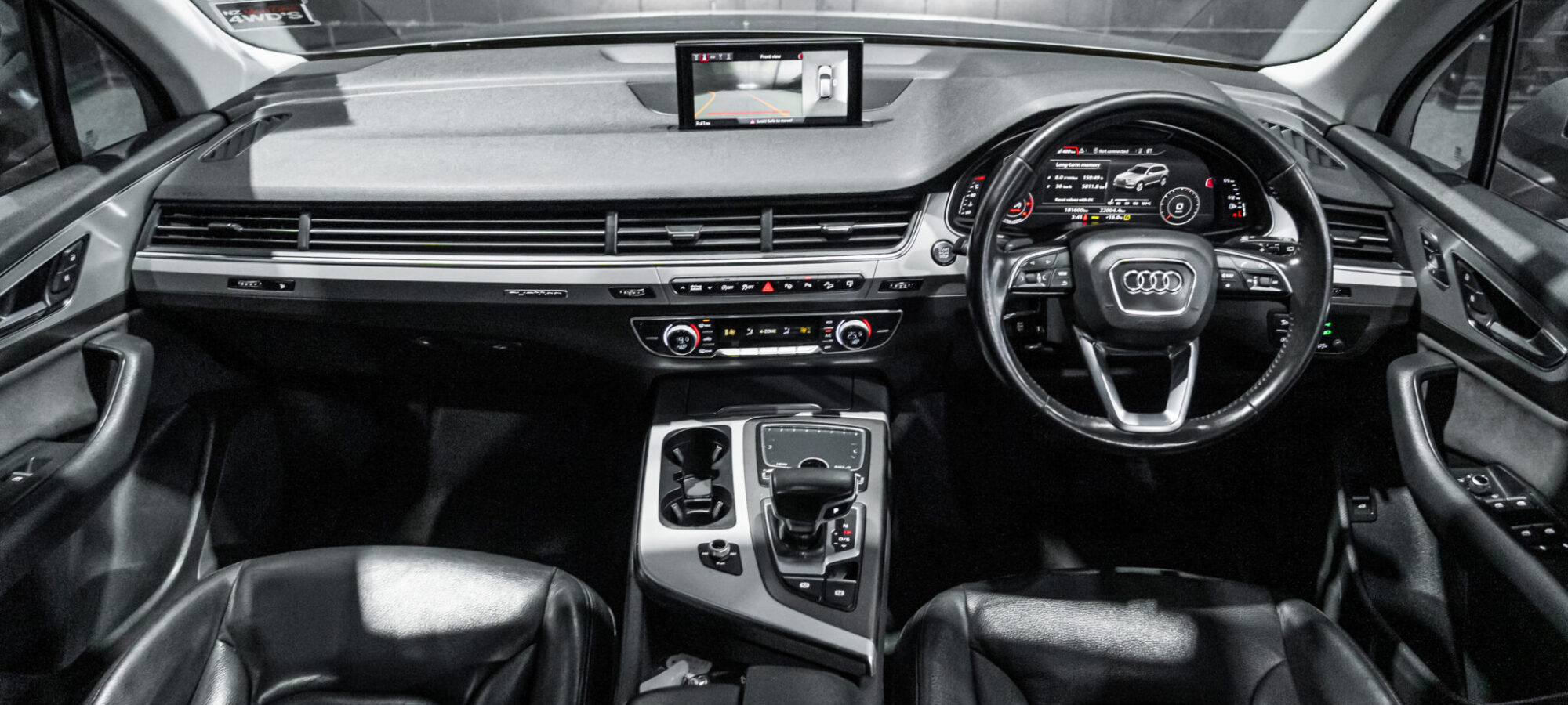 Vehicle Gallery Image