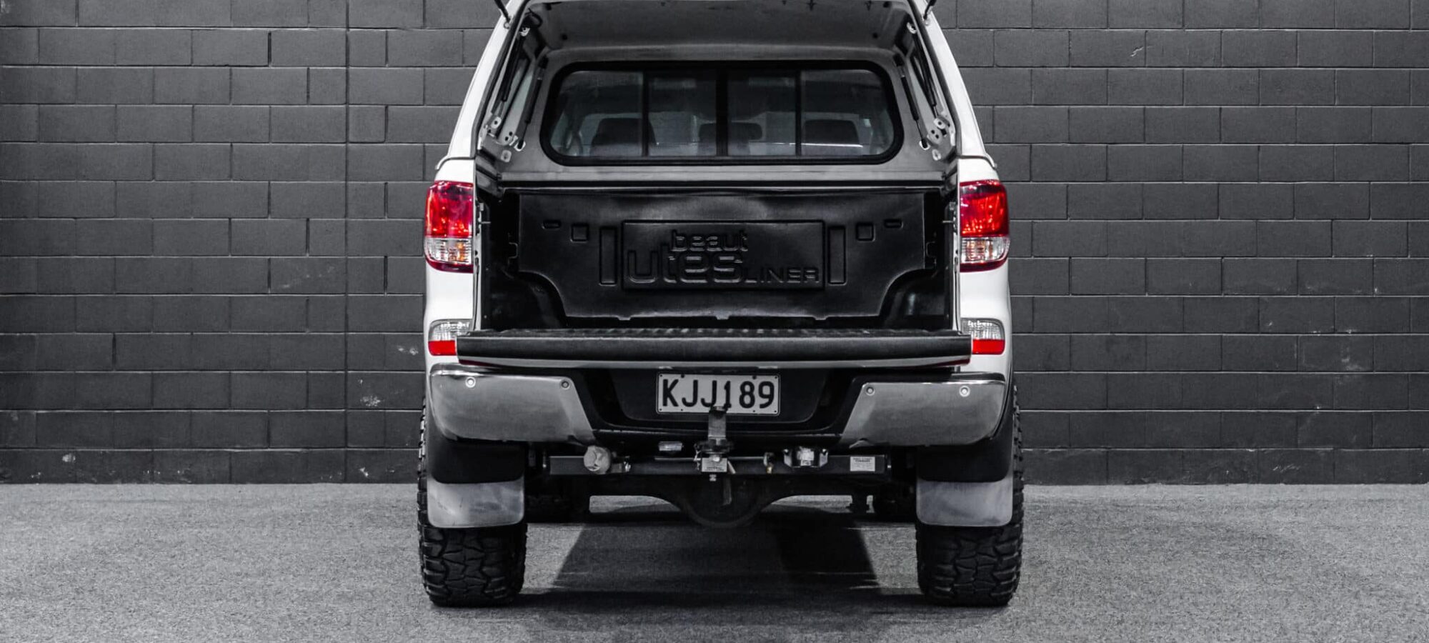 Vehicle Gallery Image