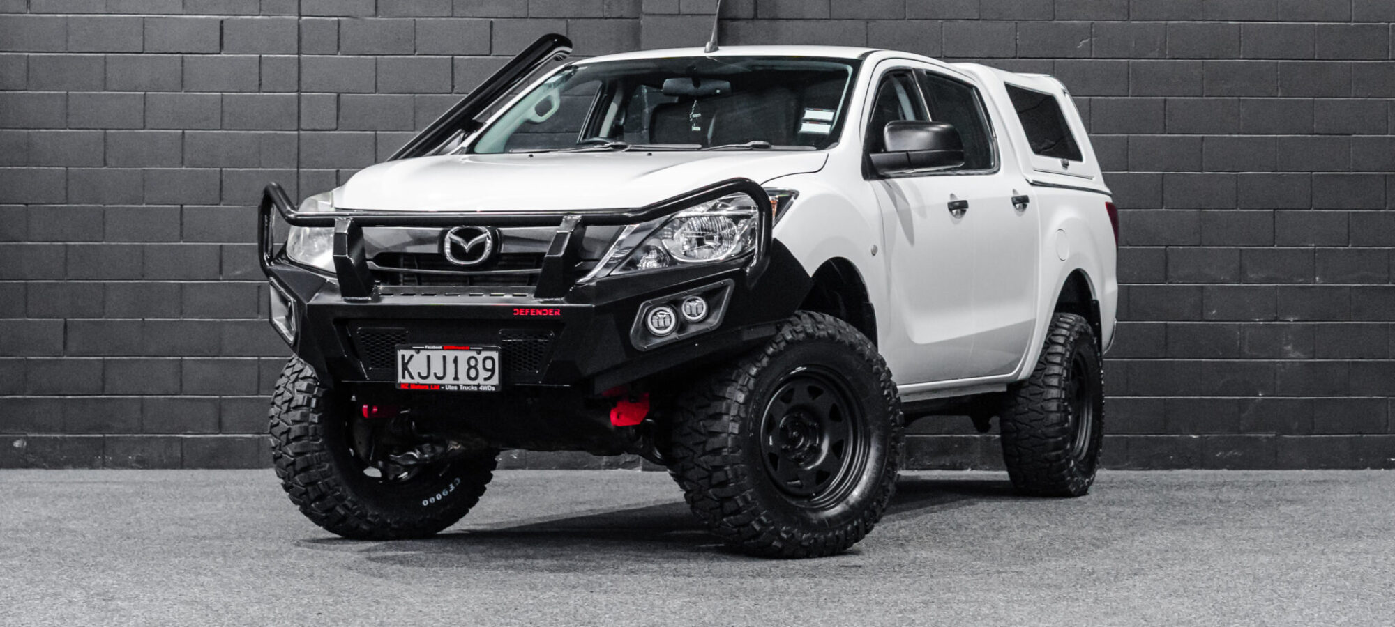 Vehicle Gallery Image