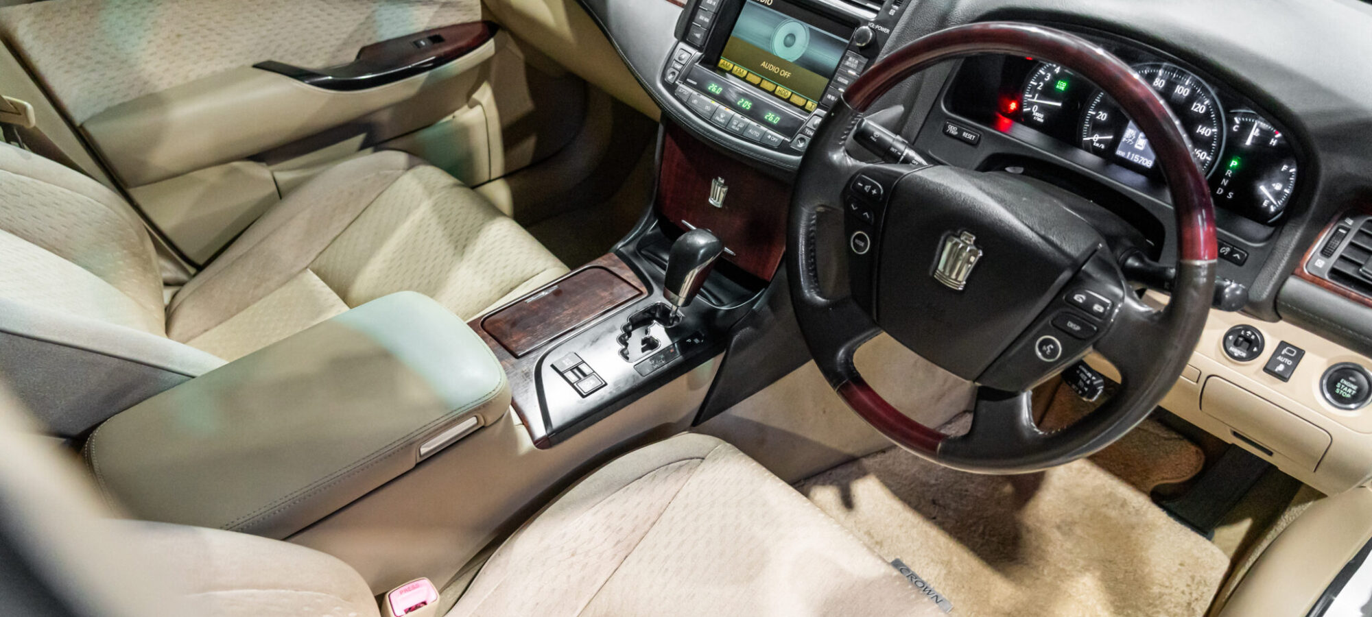 Vehicle Gallery Image