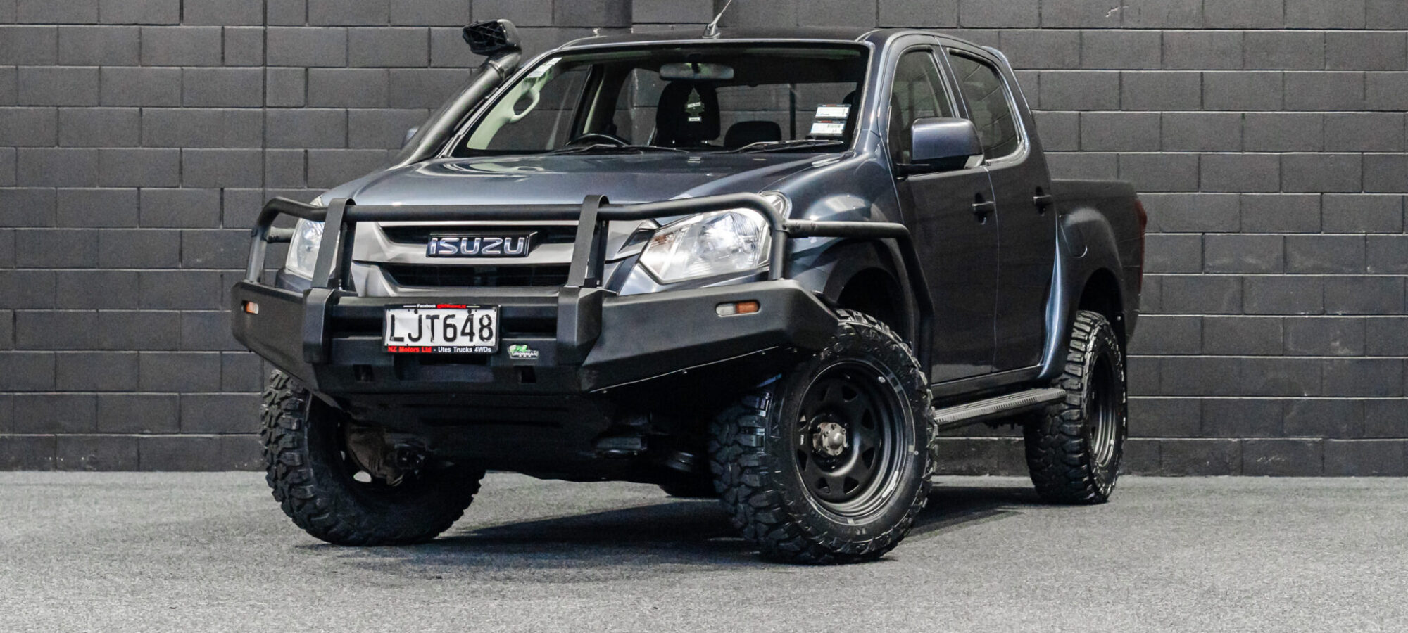 Vehicle Gallery Image