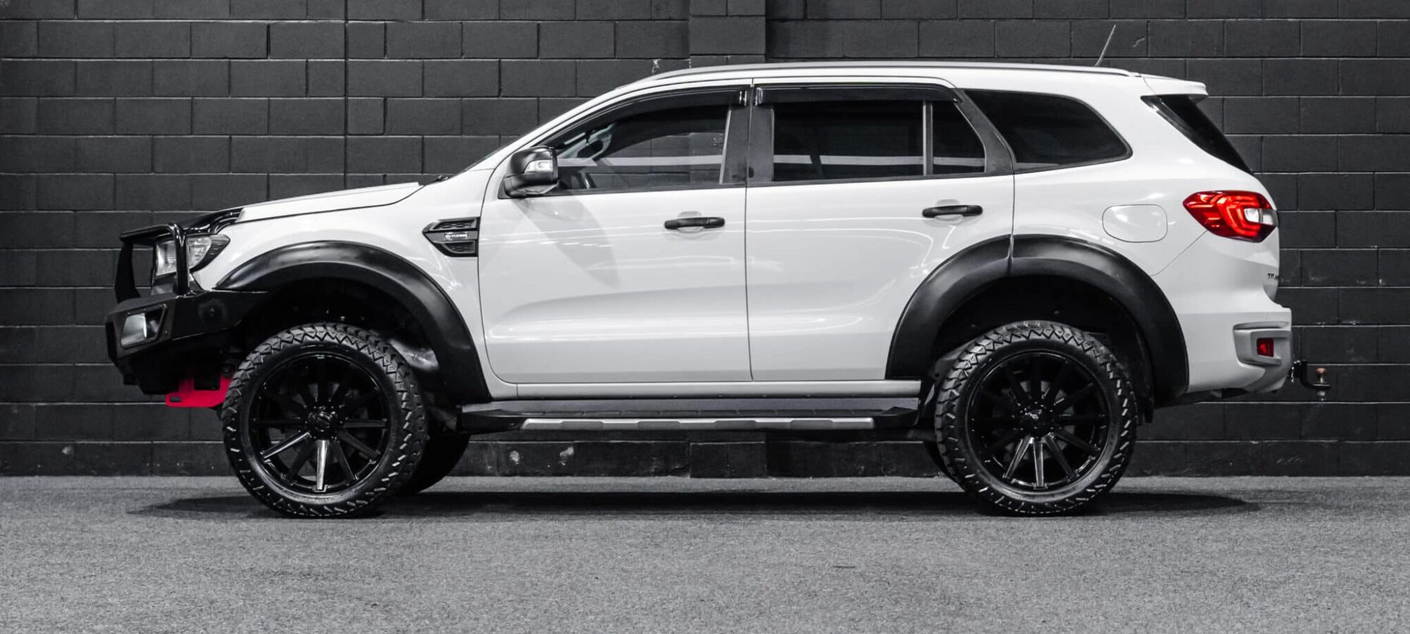 Vehicle Gallery Image