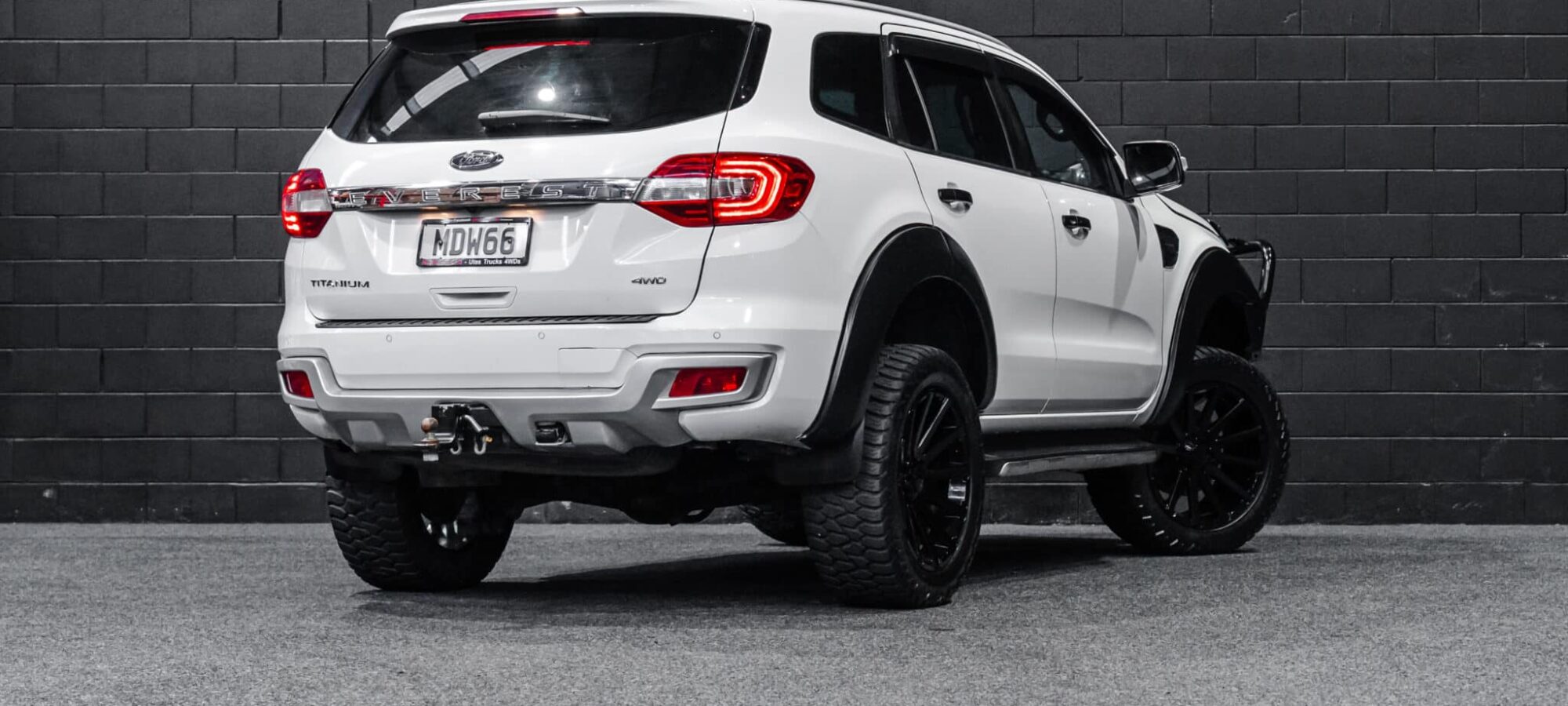 Vehicle Gallery Image