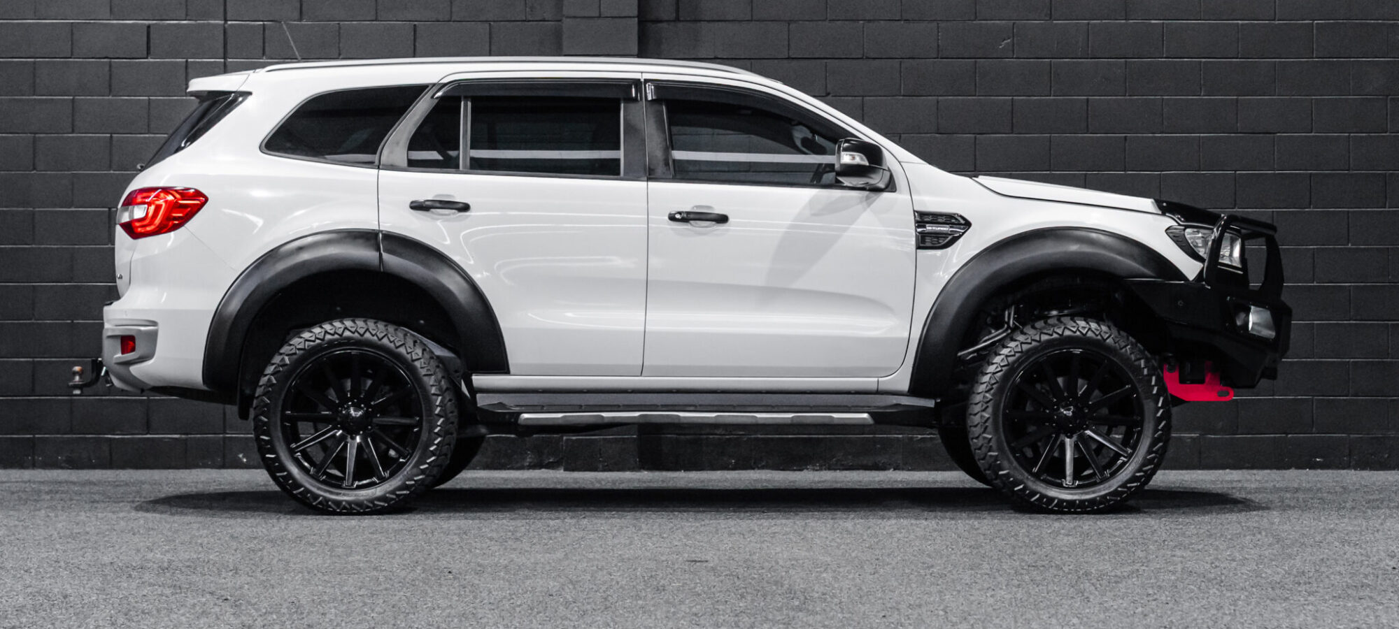 Vehicle Gallery Image