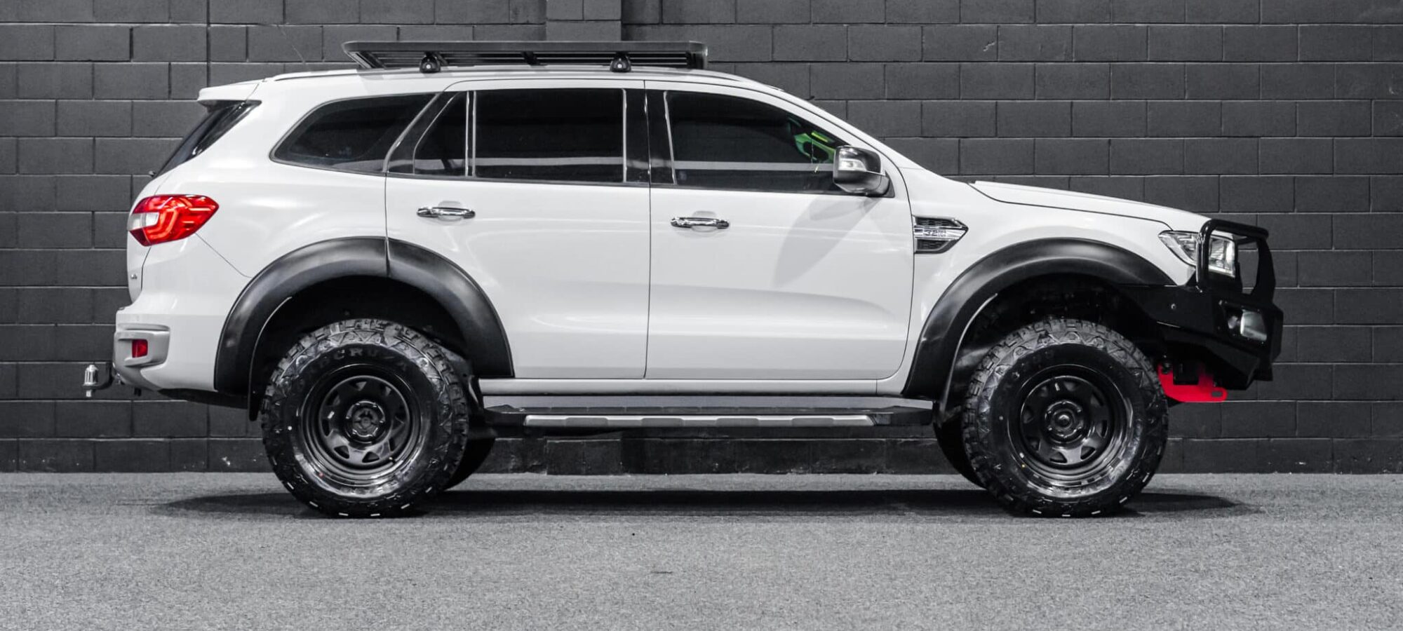 Vehicle Gallery Image