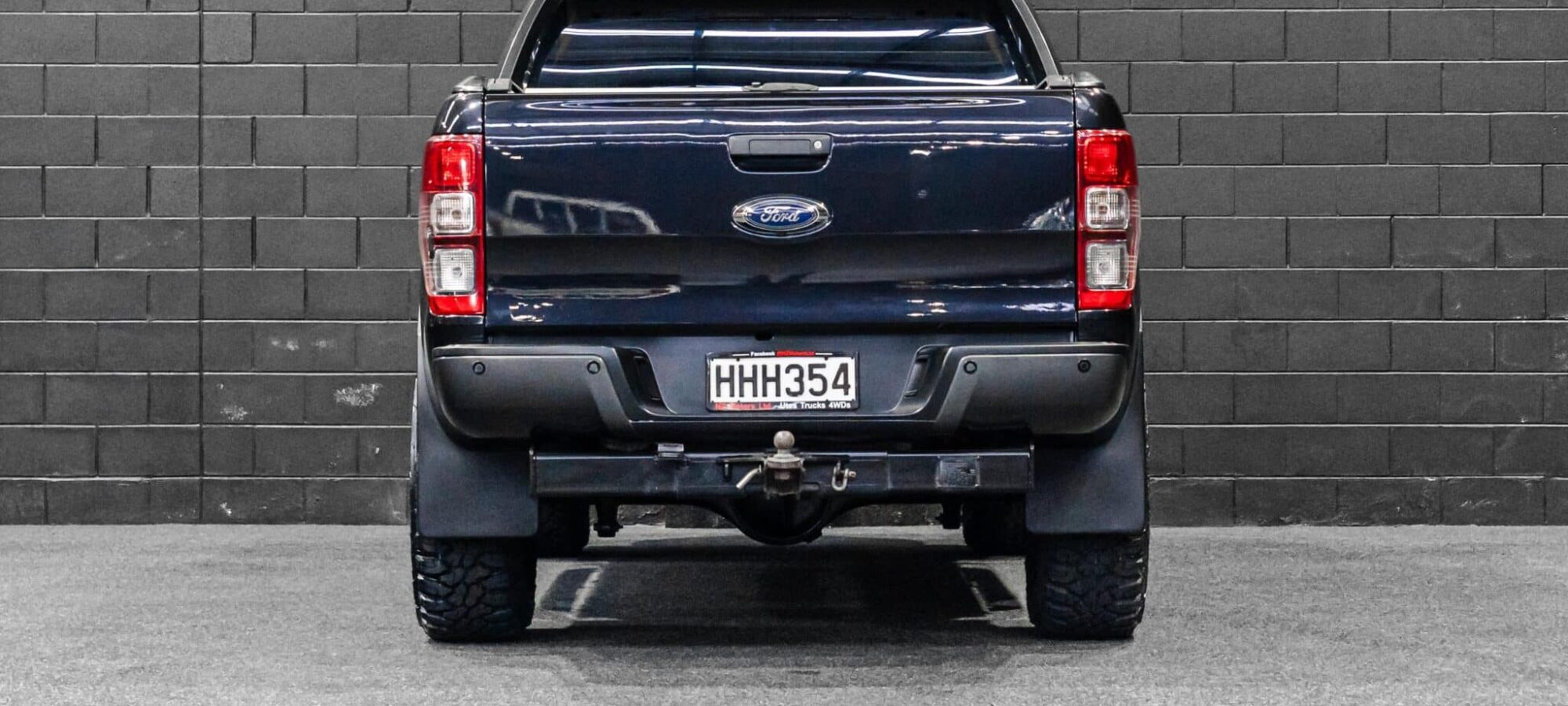 Vehicle Gallery Image