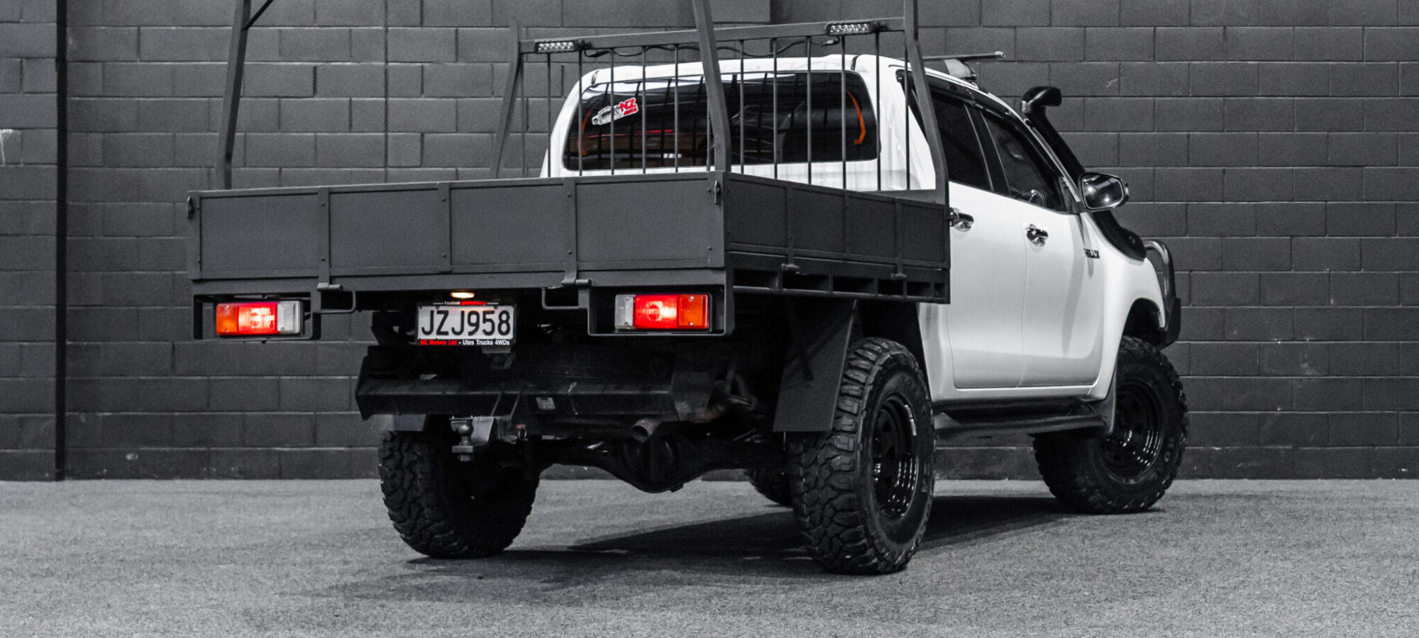 Vehicle Gallery Image